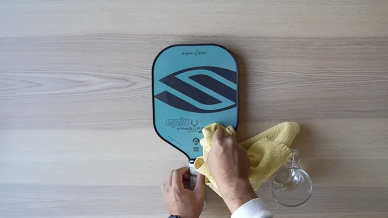 how-to-clean-pickleball-paddle