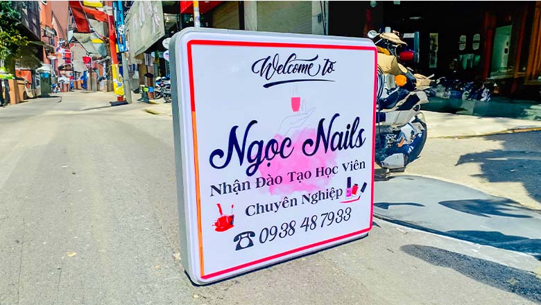Bảng hiệu hộp đèn Nail Mi