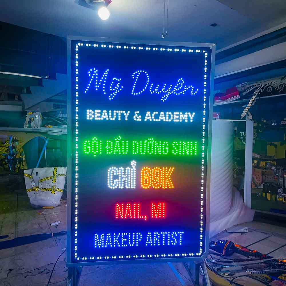 Bảng hiệu Nail Mi đèn Led